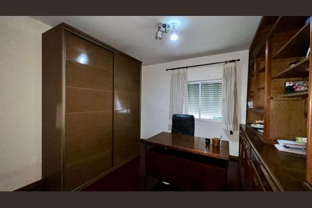 Apartamento para alugar com 163m², 3 quartos e 1 vaga Apartamento para alugar com 163m², 3 quartos e 1 vagaQuarto 1