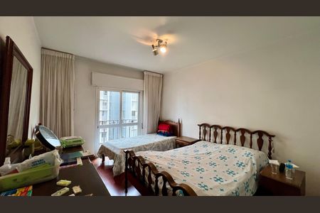 Apartamento para alugar com 163m², 3 quartos e 1 vaga Apartamento para alugar com 163m², 3 quartos e 1 vagaSuíte