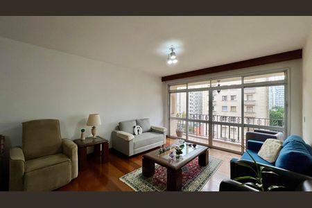 Apartamento para alugar com 163m², 3 quartos e 1 vaga Apartamento para alugar com 163m², 3 quartos e 1 vagaSala