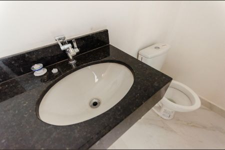 Casa à venda com 146m², 2 quartos e 2 vagas Casa à venda com 146m², 2 quartos e 2 vagasLavabo 1