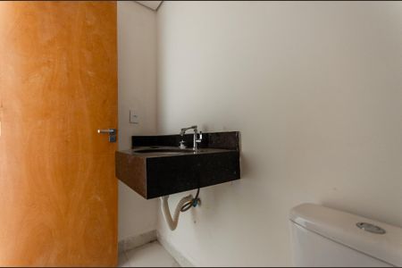 Casa à venda com 146m², 2 quartos e 2 vagasLavabo 1