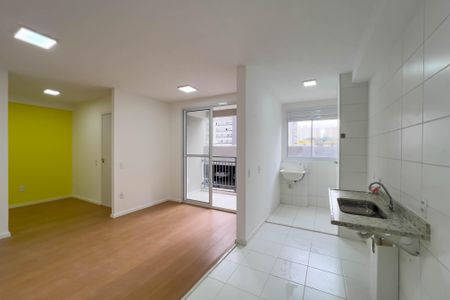 Apartamento para alugar com 52m², 1 quarto e sem vaga Apartamento para alugar com 52m², 1 quarto e sem vagaCozinha e área de serviço