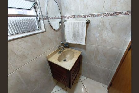 Casa para alugar com 200m², 4 quartos e sem vaga Casa para alugar com 200m², 4 quartos e sem vagaBanheiro de Serviço