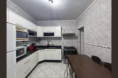 Casa para alugar com 200m², 4 quartos e sem vaga Casa para alugar com 200m², 4 quartos e sem vagaCozinha