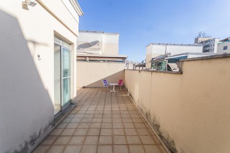 Apartamento à venda com 160m², 4 quartos e 3 vagasCobertura