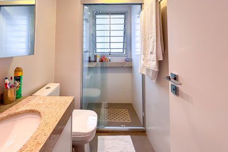 Apartamento à venda com 94m², 2 quartos e 1 vagaBanheiro da Suíte