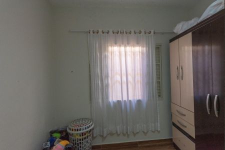 Casa à venda com 175m², 3 quartos e 4 vagasQuarto 2