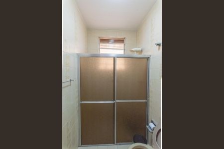 Casa à venda com 175m², 3 quartos e 4 vagasBanheiro 2