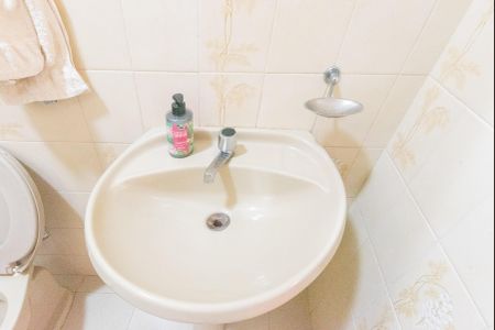 Casa à venda com 175m², 3 quartos e 4 vagasBanheiro 2