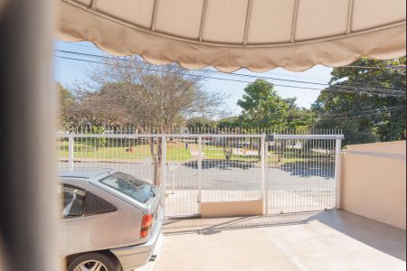 Casa à venda com 175m², 3 quartos e 4 vagasVista da Sala