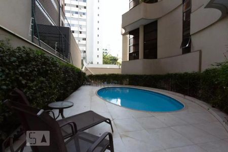 Apartamento à venda com 135m², 2 quartos e 2 vagasÁrea comum - Piscina