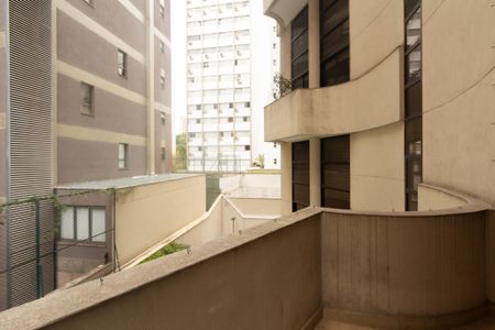 Apartamento à venda com 135m², 2 quartos e 2 vagasVaranda