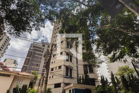 Apartamento à venda com 135m², 2 quartos e 2 vagasFachada