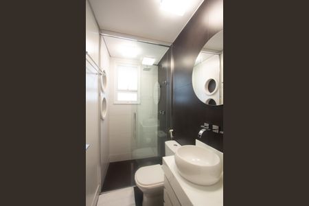 Apartamento à venda com 135m², 2 quartos e 2 vagasBanheiro da Suíte 2