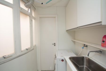 Apartamento à venda com 135m², 2 quartos e 2 vagasÁrea de Serviço