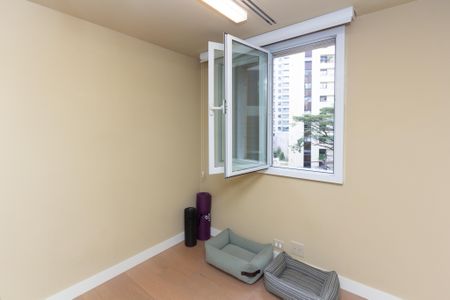 Apartamento à venda com 135m², 2 quartos e 2 vagasSuíte 2