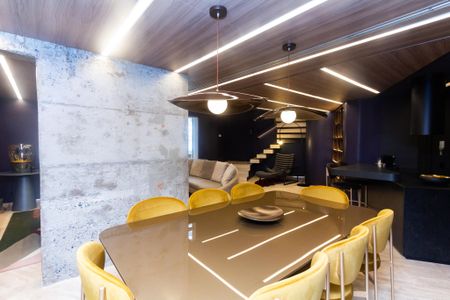 Apartamento à venda com 135m², 2 quartos e 2 vagasSala