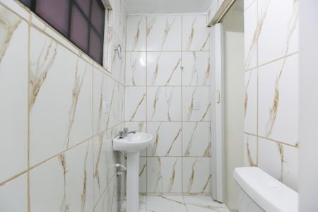 Casa para alugar com 48m², 1 quarto e 1 vagaBanheiro