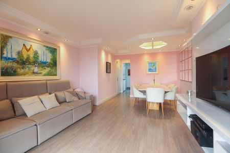 Apartamento à venda com 94m², 4 quartos e 2 vagasSala