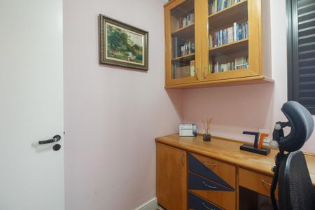 Apartamento à venda com 94m², 4 quartos e 2 vagasQuarto 1 - Escritório