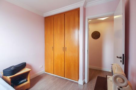 Apartamento à venda com 94m², 4 quartos e 2 vagasQuarto 2