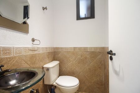 Apartamento à venda com 94m², 4 quartos e 2 vagasLavabo