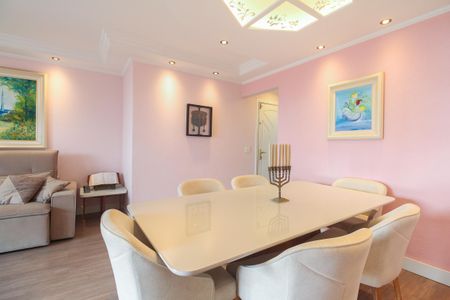 Apartamento à venda com 94m², 4 quartos e 2 vagasSala