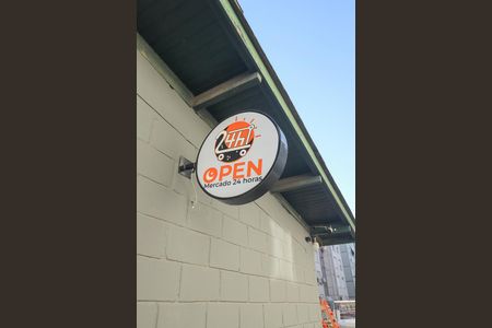 Apartamento para alugar com 60m², 2 quartos e sem vagaMercadinho 