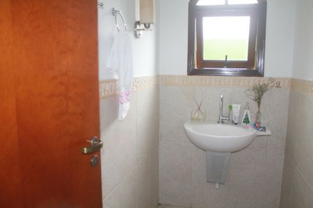 Casa à venda com 280m², 3 quartos e 5 vagasBanheiro 1