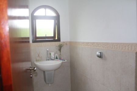 Casa à venda com 280m², 3 quartos e 5 vagasBanheiro 1