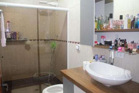 Casa à venda com 280m², 3 quartos e 5 vagasBanheiro da Suíte