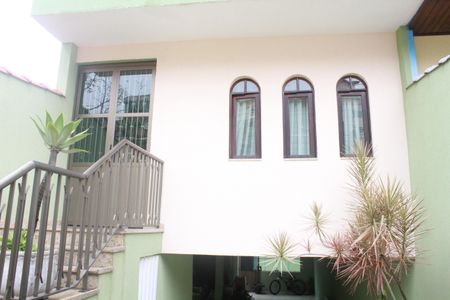 Casa à venda com 280m², 3 quartos e 5 vagasFachada