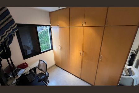 Apartamento à venda com 85m², 3 quartos e 2 vagasQuarto 2
