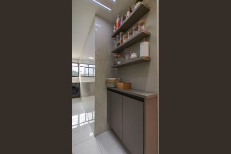 Apartamento à venda com 57m², 2 quartos e 1 vagaCozinha e Área de Serviço