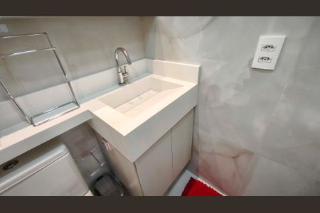 Apartamento à venda com 57m², 2 quartos e 1 vagaBanheiro da Suíte