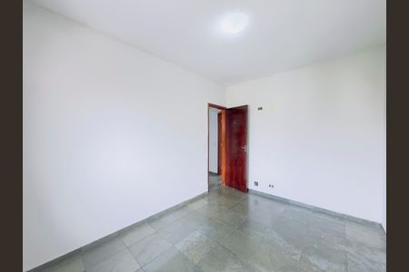 Apartamento para alugar com 84m², 3 quartos e 1 vaga Apartamento para alugar com 84m², 3 quartos e 1 vagaQuarto