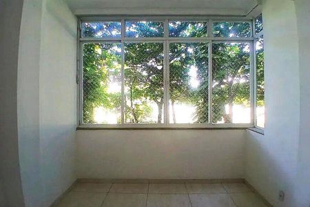 Apartamento à venda com 73m², 2 quartos e sem vaga