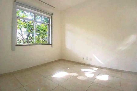 Apartamento à venda com 73m², 2 quartos e sem vaga