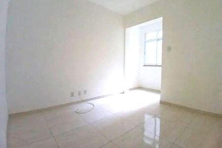 Apartamento à venda com 73m², 2 quartos e sem vaga