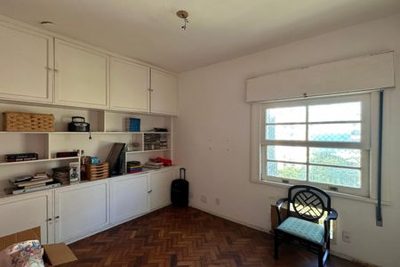 Apartamento à venda com 148m², 4 quartos e 1 vagaEscritório 