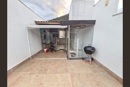 Apartamento à venda com 98m², 2 quartos e sem vaga