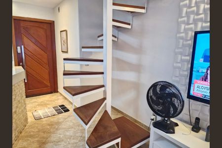 Apartamento à venda com 98m², 2 quartos e sem vaga