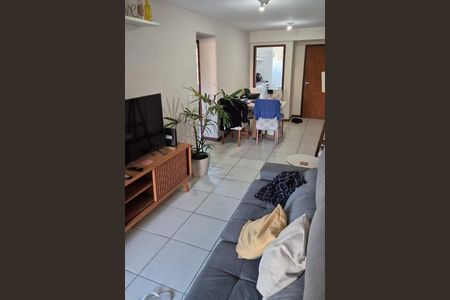 Apartamento à venda com 74m², 2 quartos e 1 vaga
