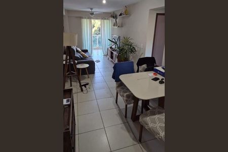 Apartamento à venda com 74m², 2 quartos e 1 vaga