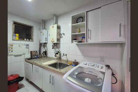 Apartamento à venda com 357m², 5 quartos e 3 vagas Apartamento à venda com 357m², 5 quartos e 3 vagasÁrea de Serviço