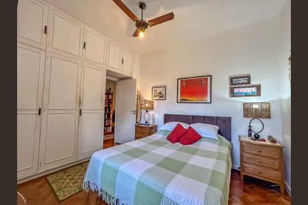 Apartamento à venda com 213m², 4 quartos e sem vagaQuarto 1