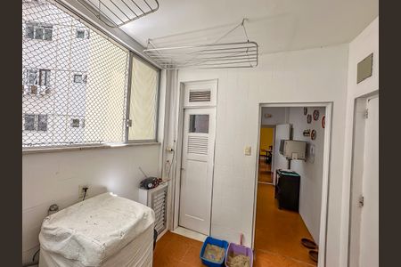 Apartamento à venda com 213m², 4 quartos e sem vagaÁrea de Serviço
