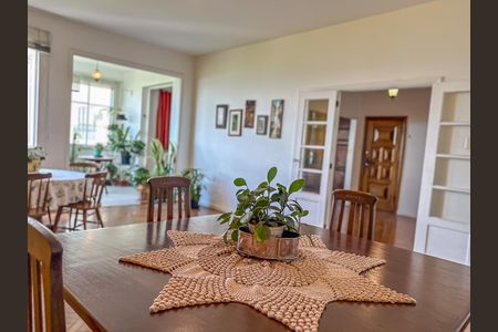 Apartamento à venda com 213m², 4 quartos e sem vagaSala