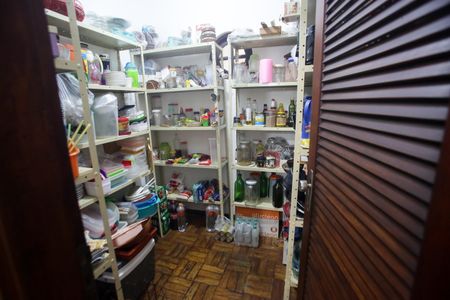 Casa à venda com 400m², 4 quartos e 3 vagasDespensa