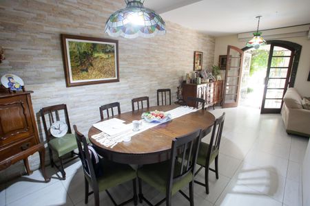 Casa à venda com 400m², 4 quartos e 3 vagasSala de Jantar